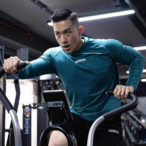Men's fashion sports fitness long sleeve T-shirt in various colors and sizes, moisture-wicking polyester fabric