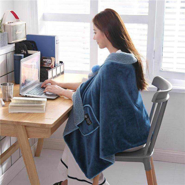 Winter office warm multifunctional cape blanket made of soft, fluffy, double-sided flannel fabric