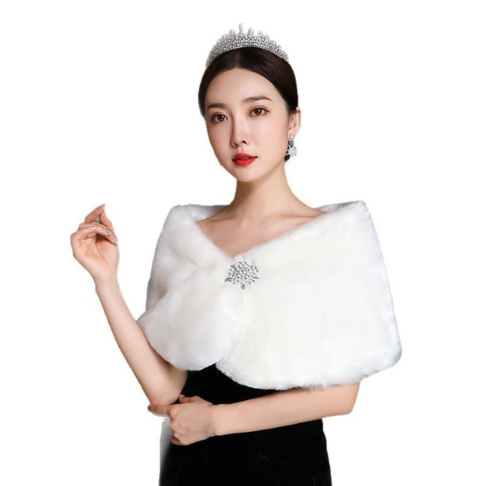 Autumn And Winter Women Plus Size Fleece Lined Padded Warm Keeping Imitation Fur Fur Shawl