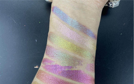 Two-tone Polarizing Eyeshadow Powde - Magellan Fashion Shop